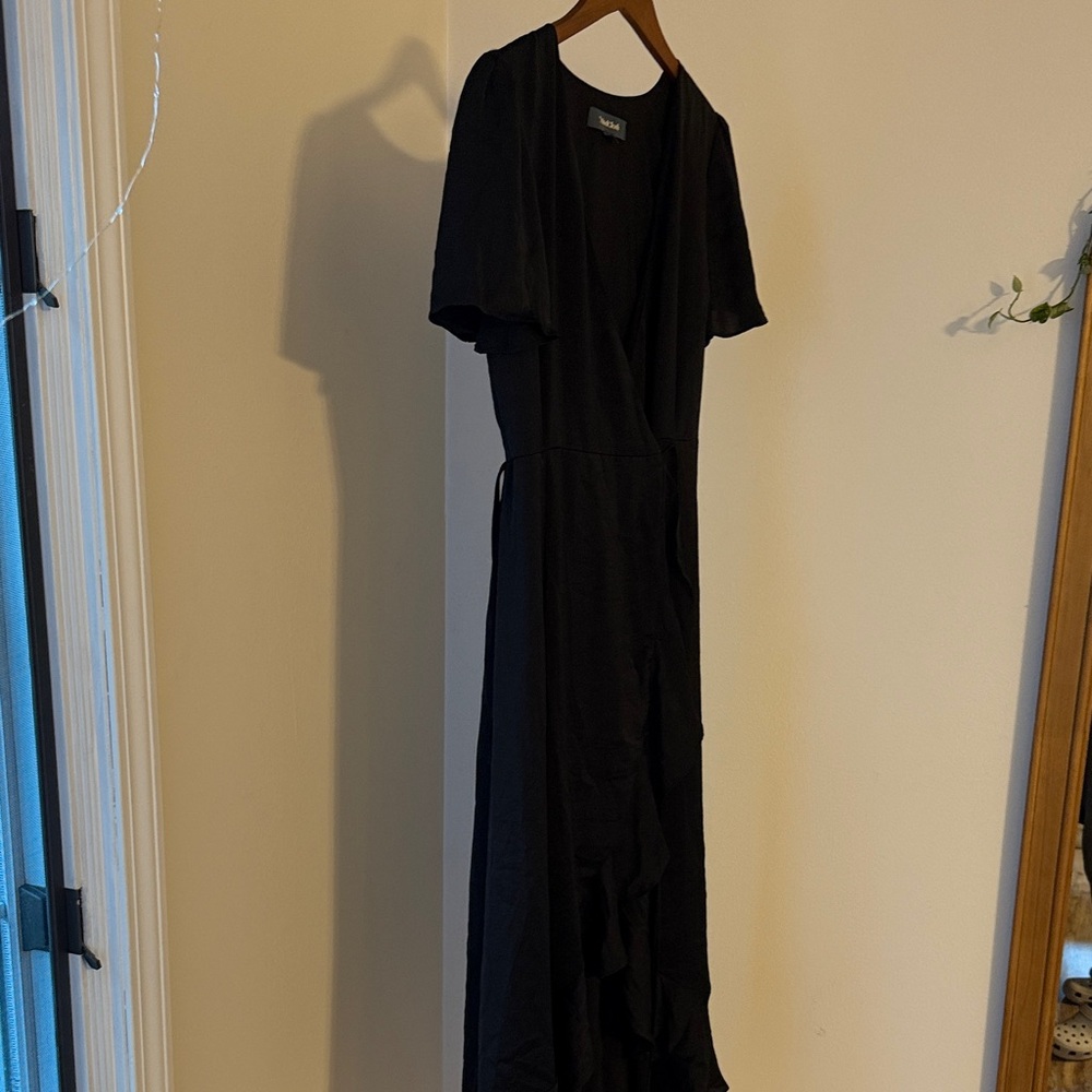 Elegant Black Women's Dress